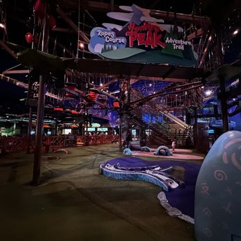 Great Wolf Lodge - Ropes course and mini golf - Water Parks Near Me - Naples, Florida