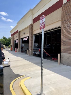 DISCOUNT TIRE - 10 Photos - 1711 Raleigh Rd Pkwy W, Wilson, North ...
