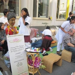 Flohmarkt Neubaugasse - Massage am Flohmarkt Neubaugasse