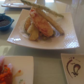 Roll Roll - My sister always gets her vegetable tempura - Japanese Near Me - Los Angeles, California Roll Roll - My sister always gets her vegetable tempura - Japanese Near Me - Los Angeles, California