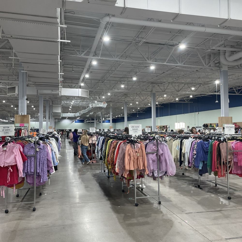 Reclectic - Thrift Stores Near Me - Tempe, Arizona