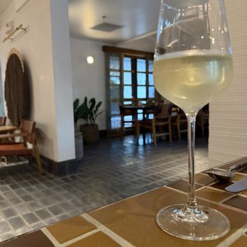 Talia Kitchen - Sauvignon Blanc - Bars Near Me - Murrieta, California