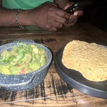 La Mala Mexican Inspired Cocktails - Really awesome guacamole  They don't give you regular chips. Different and fun - Cocktail Bars Near Me - Durham, North Carolina