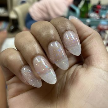At Your Fingertips - Sooo pretty - Nail Salons Near Me - Portland, Oregon