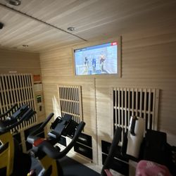 HOTWORX - El Paso, TX - Pershing