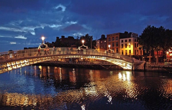 Musical Pub Crawl by null