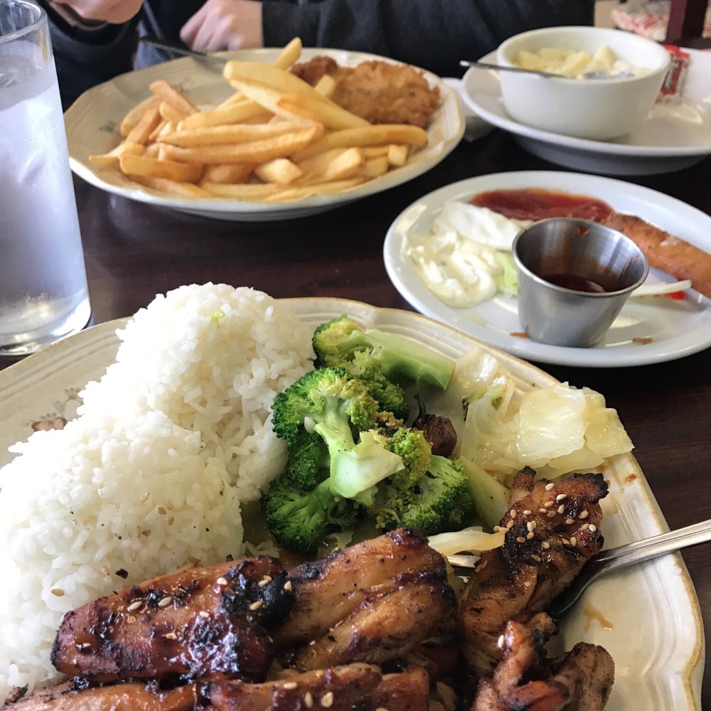 Mums - Fish & Chips Near Me - Bremerton, Washington Mums - Fish & Chips Near Me - Bremerton, Washington