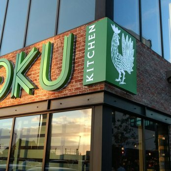 Moku Kitchen - Street side - Cocktail Bars Near Me - Honolulu, Hawaii