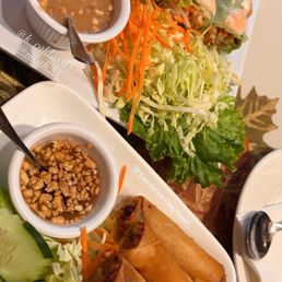 Spring Rolls / Poh Piah Tod