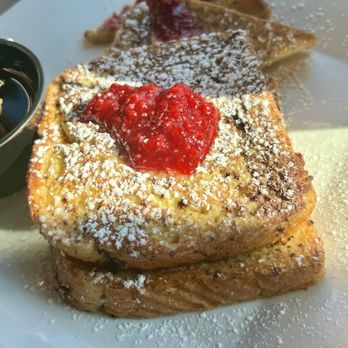 Riley's by the River - Raspberry stuffed French toast - Breakfast & Brunch Near Me - Alexandria Bay, New York
