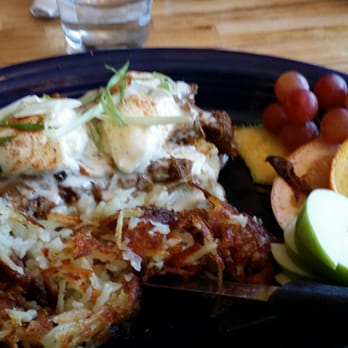 Hot Suppa - Pulled pork eggs benedict with hash browns and fruit - Breakfast & Brunch Near Me - Portland, Maine Hot Suppa - Pulled pork eggs benedict with hash browns and fruit - Breakfast & Brunch Near Me - Portland, Maine