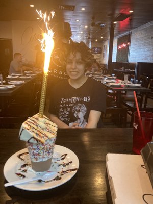 Grace Pizza & Shakes by null