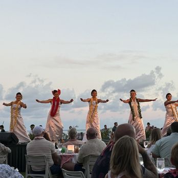 Aha’aina Luau - The hula dancers were incredible! - Performing Arts Near Me - Honolulu, Hawaii