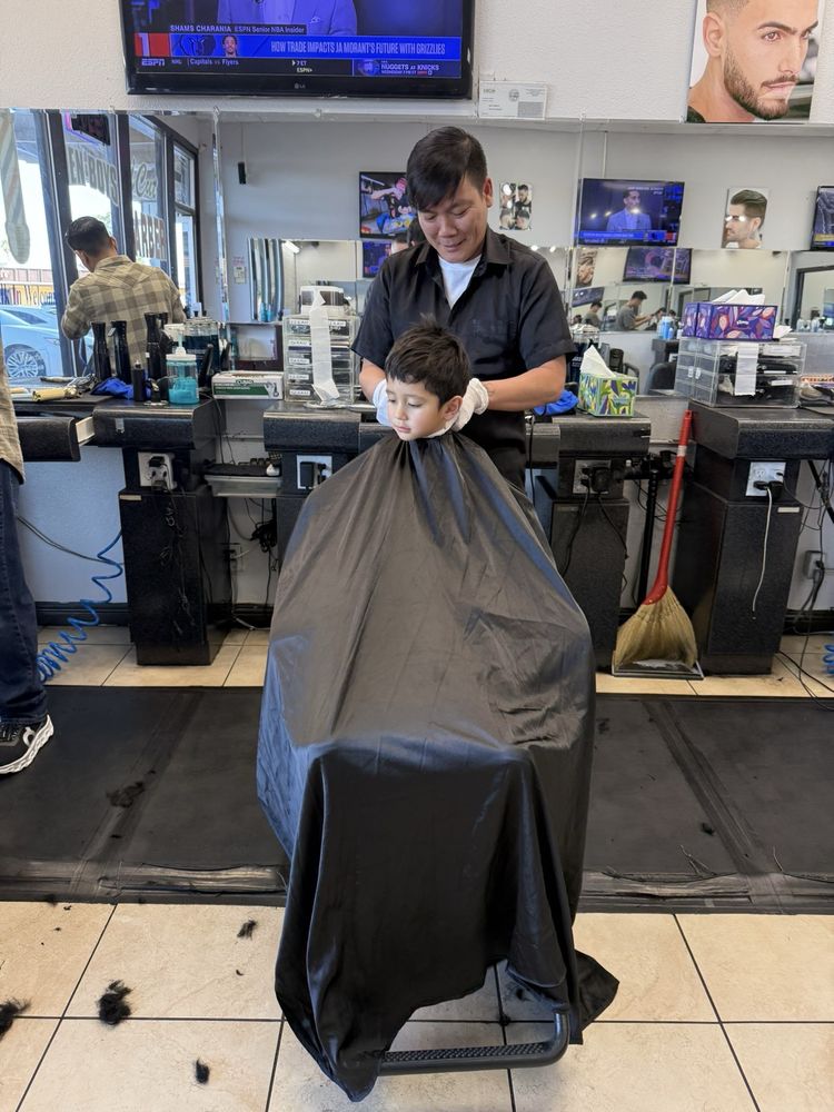 Icut Barber Shop Logo