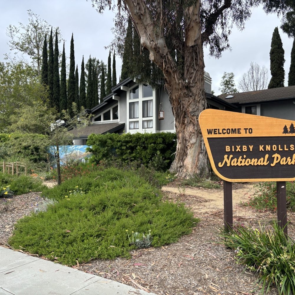Bixby Knolls National Park - Parks Near Me - Long Beach, California