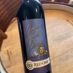 Red Oak Winery - Sweet red wine
