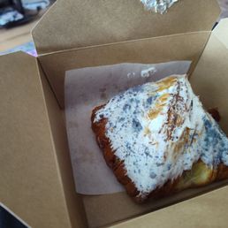 Blueberry violet croissant Blueberry violet croissant