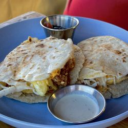 Madrez Cafe - Chorizo Gordita