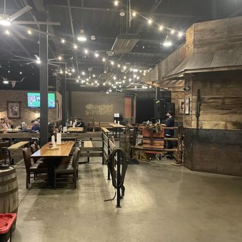 Vaqueros Texas Bar-B-Q - Big dinning hall - Barbeque Near Me - Allen, Texas Vaqueros Texas Bar-B-Q - Big dinning hall - Barbeque Near Me - Allen, Texas
