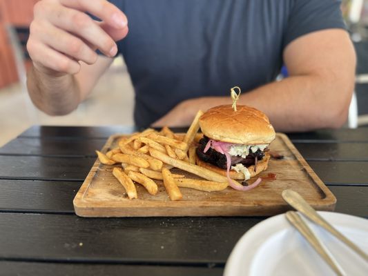 Woody's Backyard Grill by null