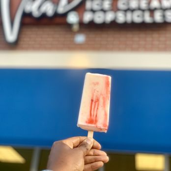 Vida Dulce - Strawberry butter paleta - Ice Cream & Frozen Yogurt Near Me - Cary, North Carolina
