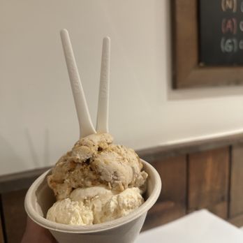 Earnest Ice Cream - Ice Cream & Frozen Yogurt Near Me - Vancouver, British Columbia Earnest Ice Cream - Ice Cream & Frozen Yogurt Near Me - Vancouver, British Columbia