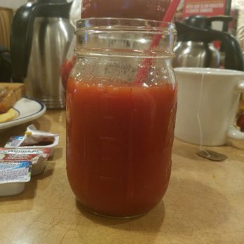 Bob Evans - Tomato juice, love the size - American Near Me - Middletown, Delaware