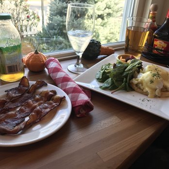 Del Ray Cafe - French Near Me - Alexandria, Virginia
