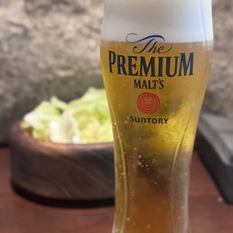 Happy hour Suntory on draft