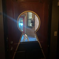 Missy's White Rabbit Lounge - Door to bar