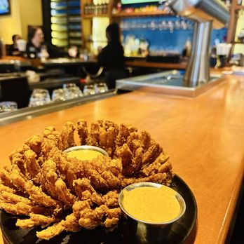 Outback Steakhouse - Steakhouses Near Me - Canton, Ohio