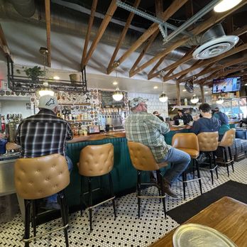 Old County Inn - Pizza Near Me - Pine, Arizona
