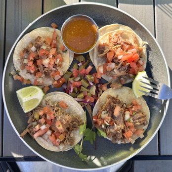 Felipe's - Carnitas taco truck tacos - Mexican Near Me - Palm Springs, California Felipe's - Carnitas taco truck tacos - Mexican Near Me - Palm Springs, California