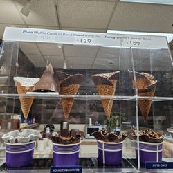 scoop n swirl - Cone and cup options
