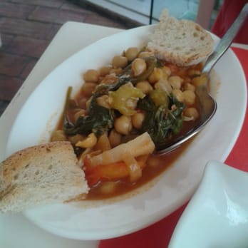 Meu limao - chickpeas & spinach (2015) - Tapas/Small Plates Near Me - Lagos, 08