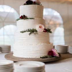 byPensa - Four tier wedding cake with ribbon textured buttercream