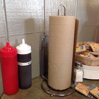 Slow Hand BBQ - table amenities - Barbeque Near Me - Pleasant Hill, California Slow Hand BBQ - table amenities - Barbeque Near Me - Pleasant Hill, California
