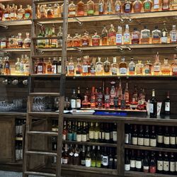 Cool bar