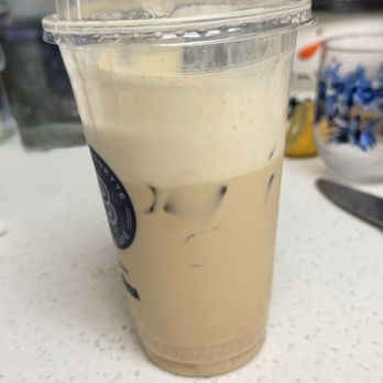 Paris Baguette - Coffee & Tea Near Me - Chino Hills, California Paris Baguette - Coffee & Tea Near Me - Chino Hills, California