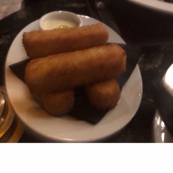 Black+Blue Vancouver - Mac and cheese sticks - Steakhouses Near Me - Vancouver, British Columbia