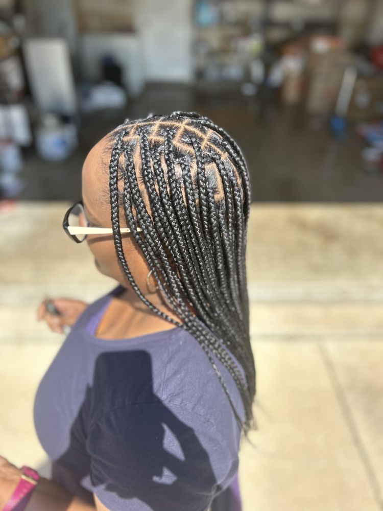 Braided By Monae Logo