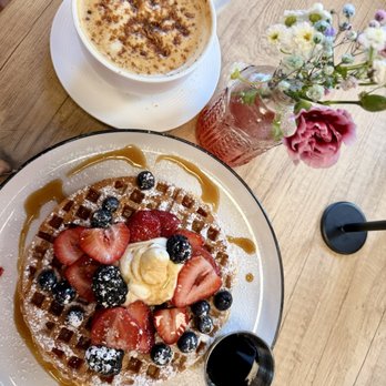 Brunch & Bloom Artisan Cafe - Breakfast & Brunch Near Me - Brentwood, California Brunch & Bloom Artisan Cafe - Breakfast & Brunch Near Me - Brentwood, California