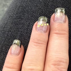 nat-nails & lashes