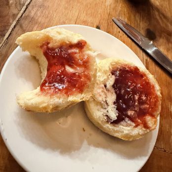 Bubby's Tribeca - Heavenly 2 Flaky Buttermilk Biscuits - American Near Me - New York, New York