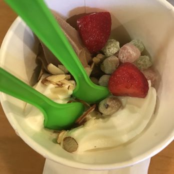 Yoloberry Yogurt - Ice Cream & Frozen Yogurt Near Me - Davis, California Yoloberry Yogurt - Ice Cream & Frozen Yogurt Near Me - Davis, California
