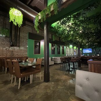 The Hollow - Cocktail Bars Near Me - Columbia, South Carolina The Hollow - Cocktail Bars Near Me - Columbia, South Carolina