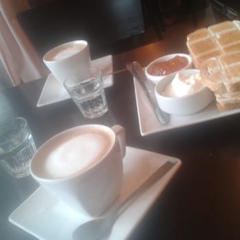 E. Lamarca Café - Cafeteria Near Me - Buenos Aires, C