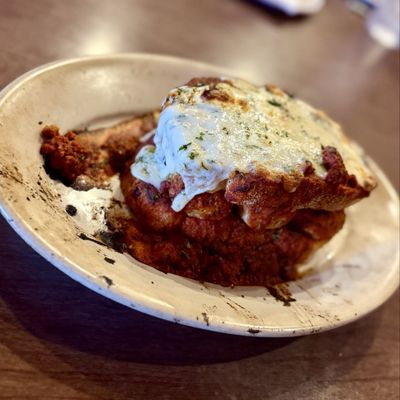 Loui's Pizza by null