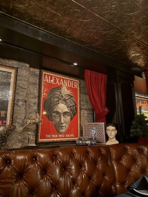 House of Cards by null