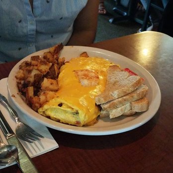 Grumpy's Cafe - Jambalaya omelette - Breakfast & Brunch Near Me - Cleveland, Ohio Grumpy's Cafe - Jambalaya omelette - Breakfast & Brunch Near Me - Cleveland, Ohio